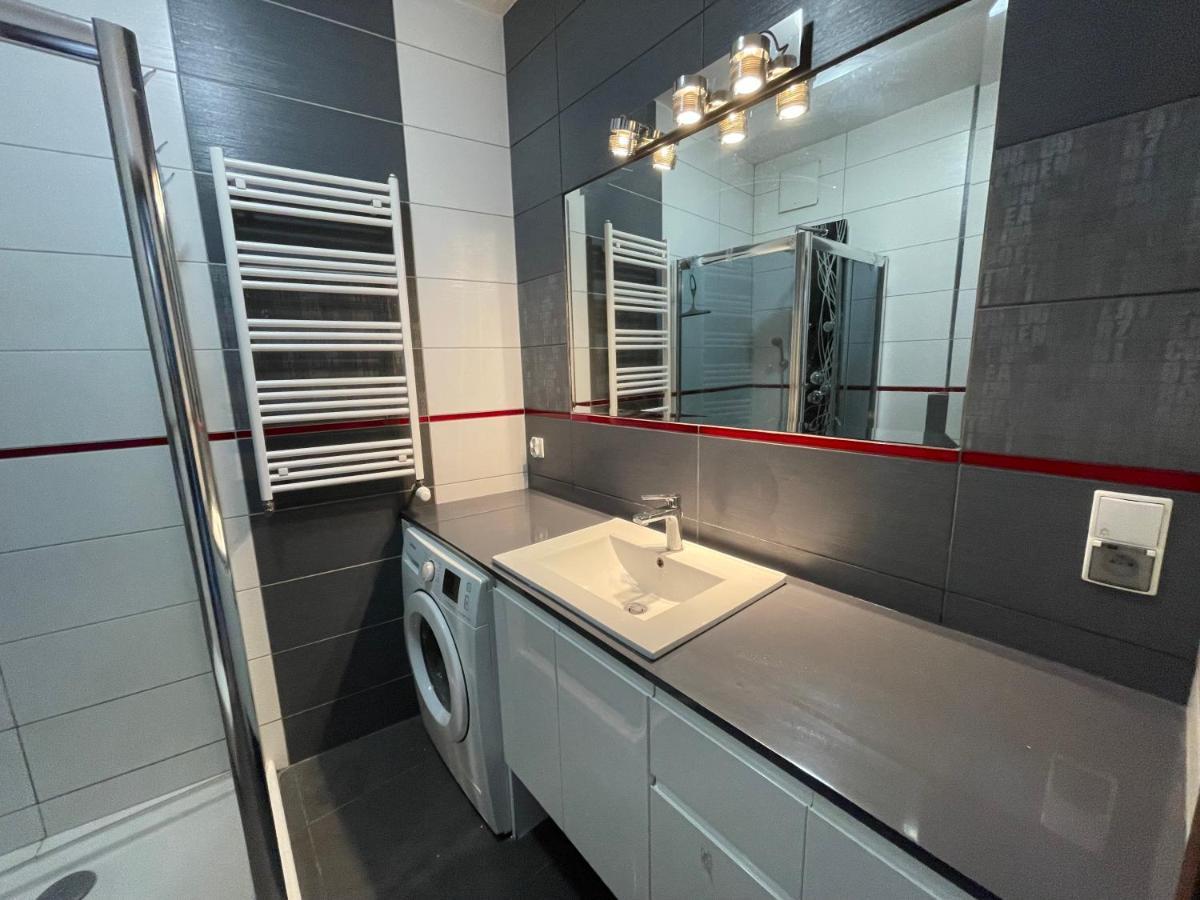 Gdynia Apartament 42 M Z Miejscem W Garazu Z Winda Blisko Centrum I Morza Экстерьер фото